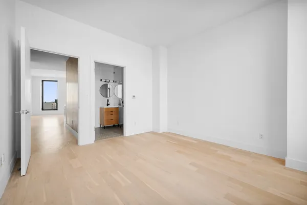 $8,000 | 111 Montgomery Street, Unit 12L | Crown Heights