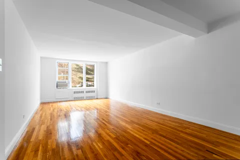 $225,000 | 2750 Johnson Avenue, Unit 6E | Spuyten Duyvil