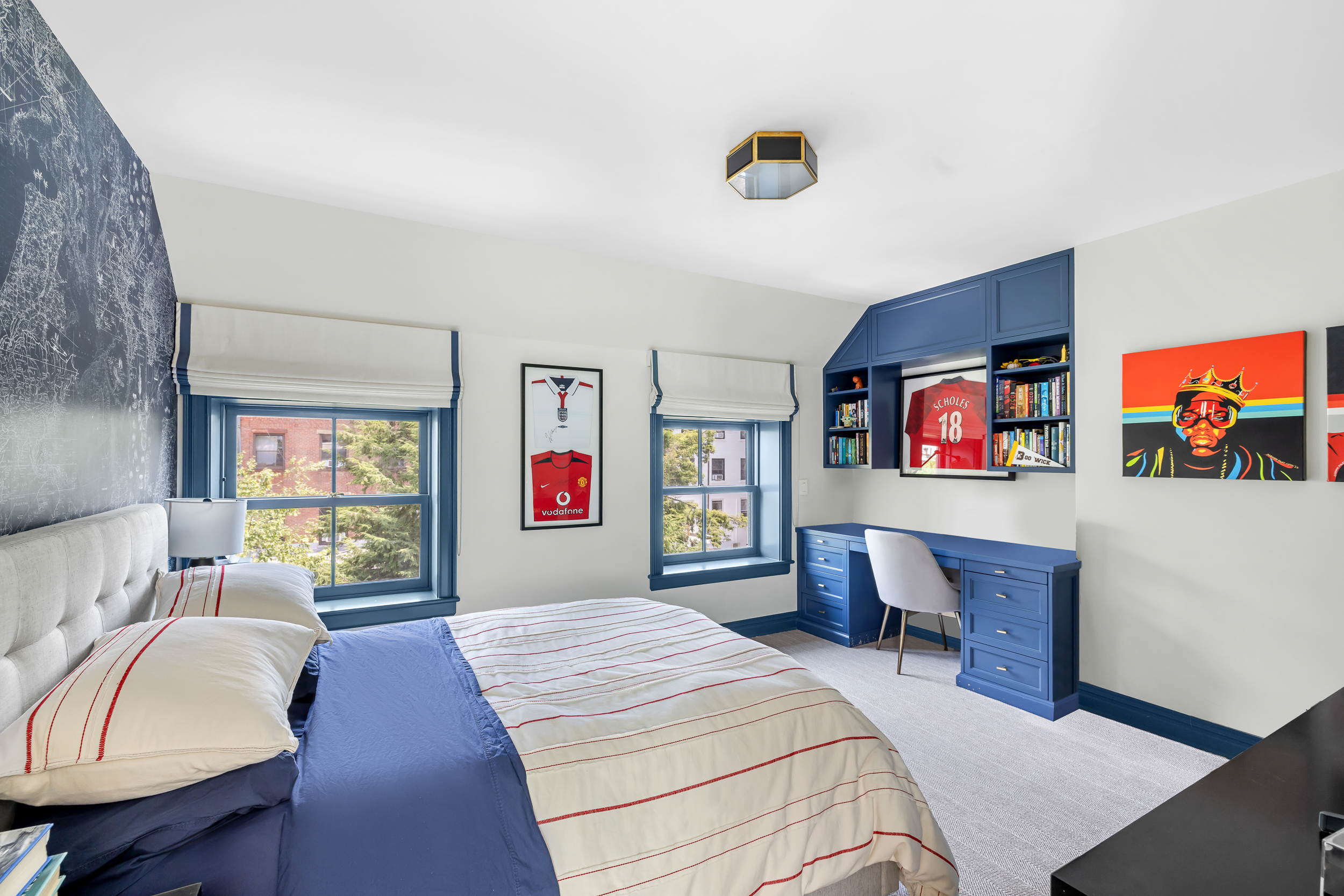 13 Garden Place, Unit B Brooklyn, NY 11201 - Photo 11 of 22 a bedroom with a bed and dresser