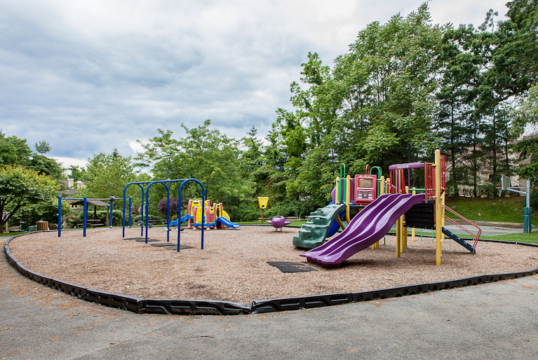 124 Boulder Ridge Road Scarsdale, NY 10583 - Photo 27 of 31 a park with kid zone