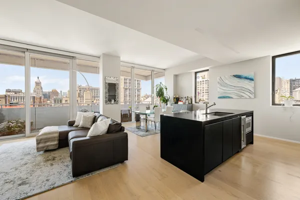 $4,850,000 | 121 East 22nd Street, Unit N1702 | Gramercy