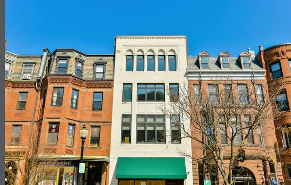 $1,499,000 | 165 Newbury Street, Unit 2, Boston, MA 02116