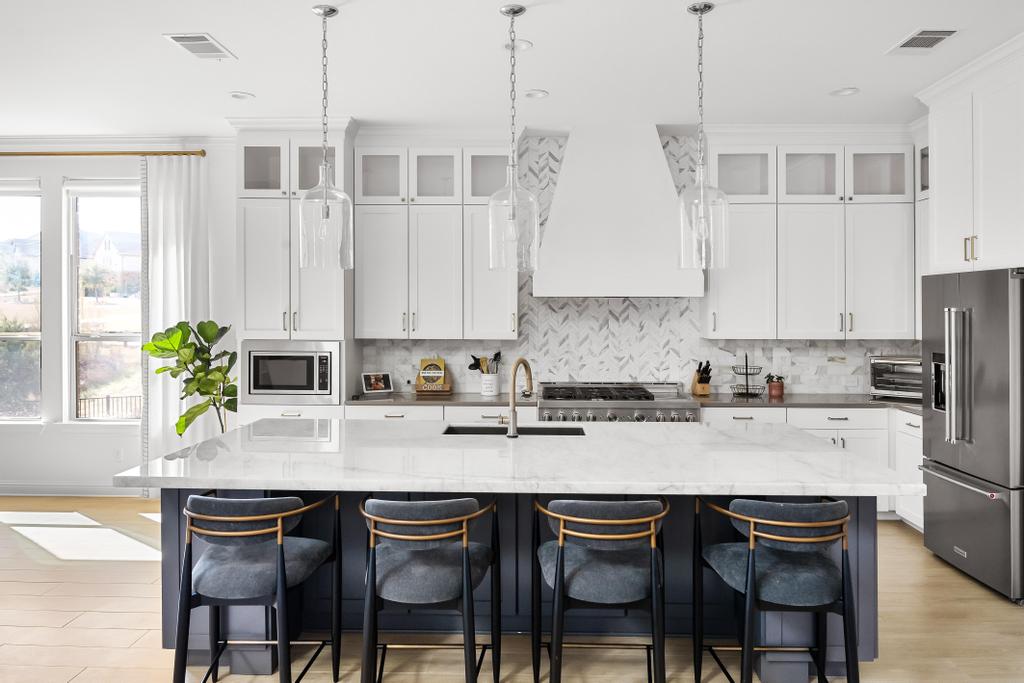 17601 Stratus Cove Austin, TX 78738 - Photo 3 of 41