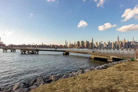 $1,625,000 | 118 Greenpoint Avenue, Unit 3D | Greenpoint