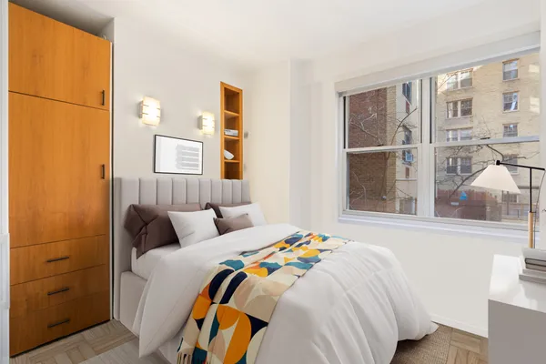 $6,000 | 14 Horatio Street, Unit 2J | West Village
