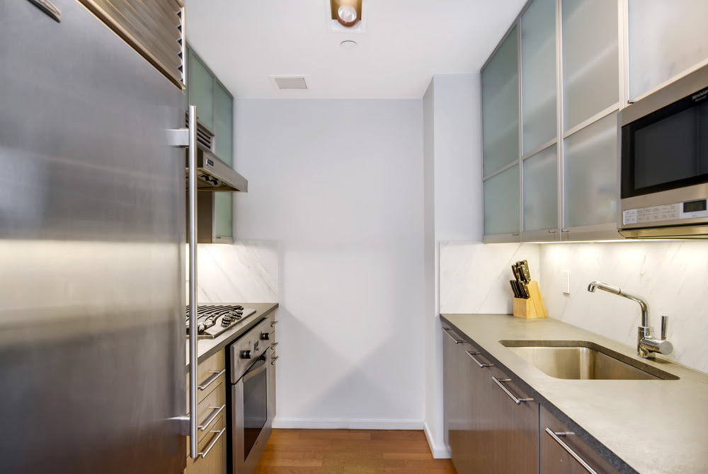 200 Chambers Street, Unit 9F Manhattan, NY 10007 - Photo 2 of 12
