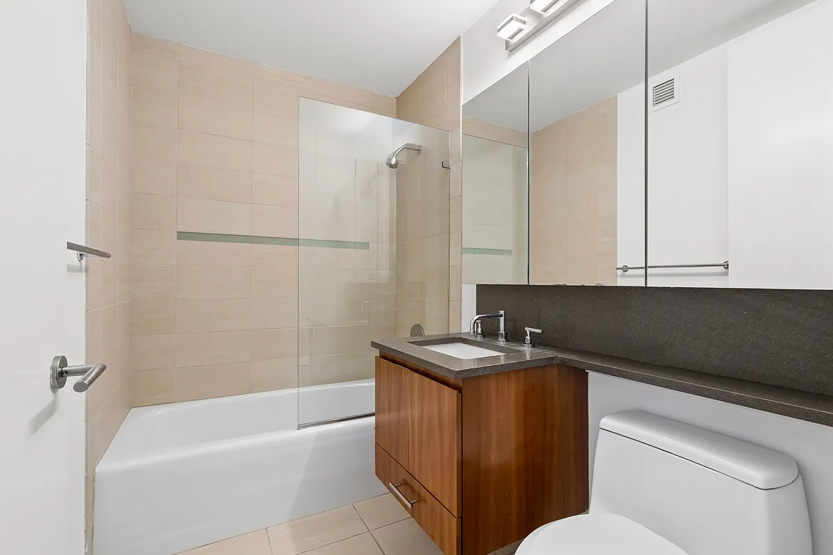 505 Greenwich Street, Unit 10E Manhattan, NY 10013 - Photo 16 of 20 Gallery Image 16