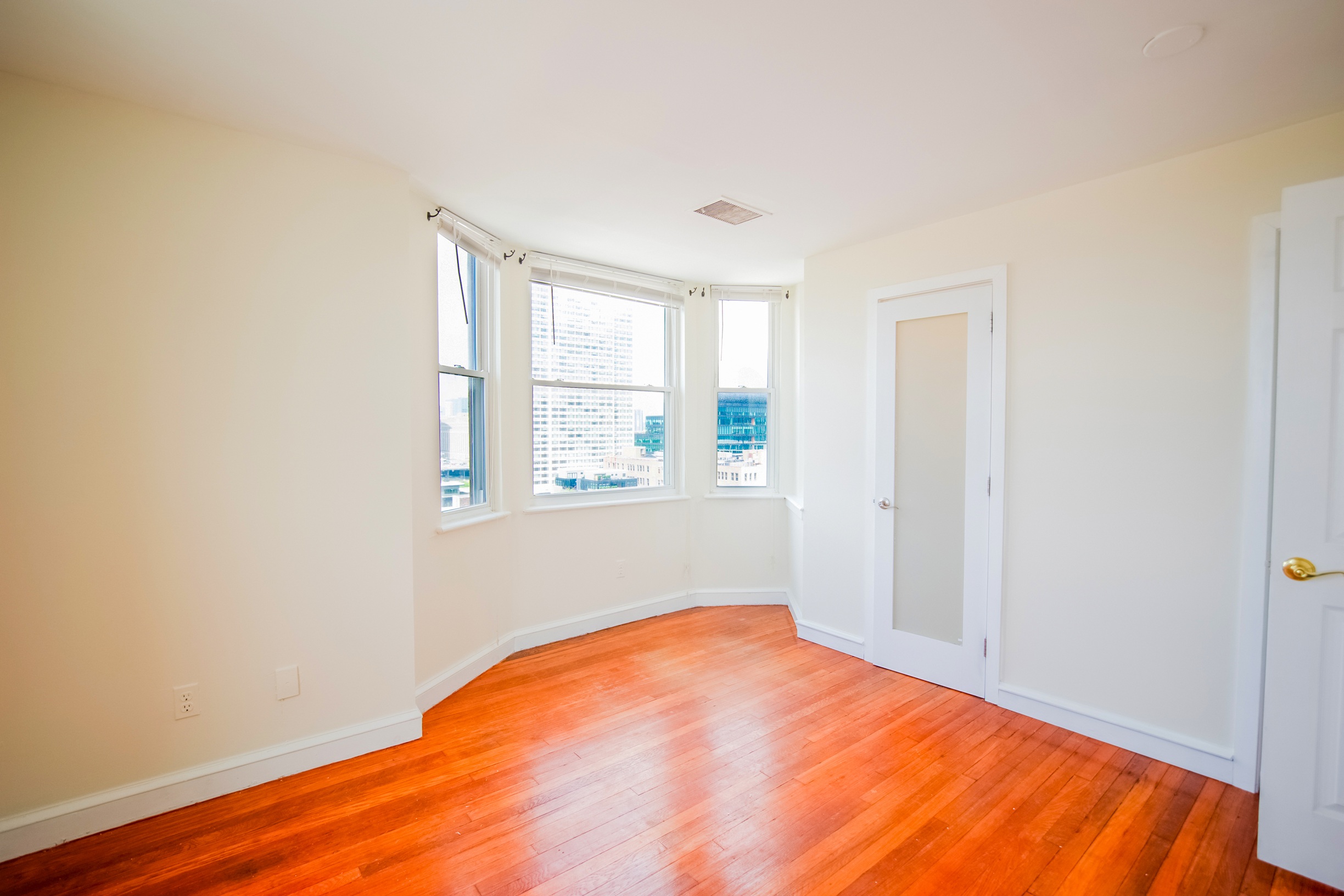 2135 Walnut Street, Unit 1003 Philadelphia, PA 19103 - Photo 8 of 15
