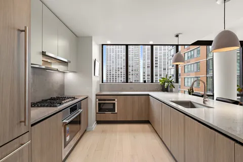 $1,775,000 | 155 Bay Street, Unit 2607, Jersey City, NJ 07302