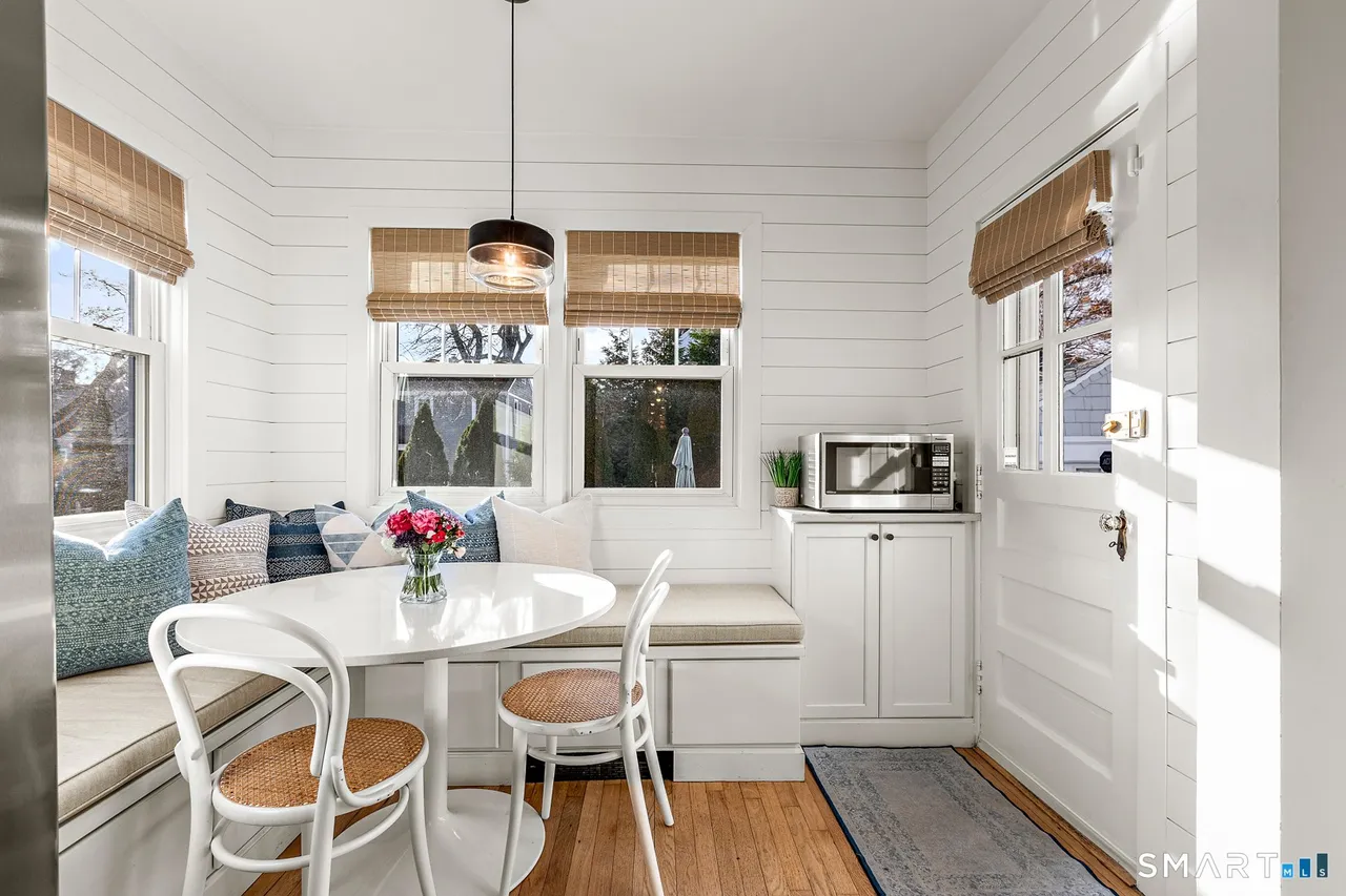 15 Charles Street Darien, CT 06820 - Photo 4 of 15