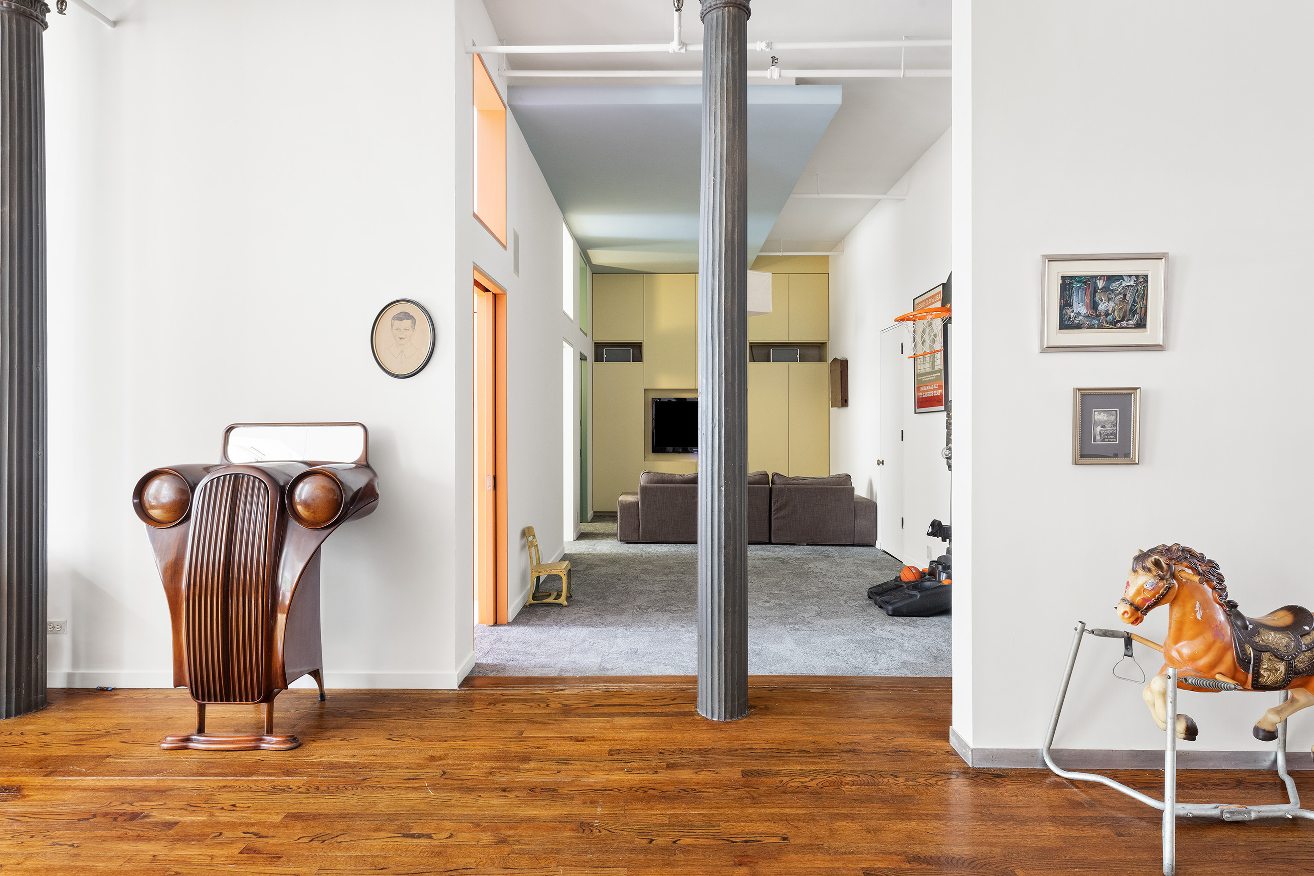 17 White Street, Unit 3B Manhattan, NY 10013 - Photo 9 of 19 a view of living room