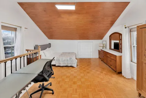 $1,100,000 | 132-11 107th Avenue | South Ozone Park