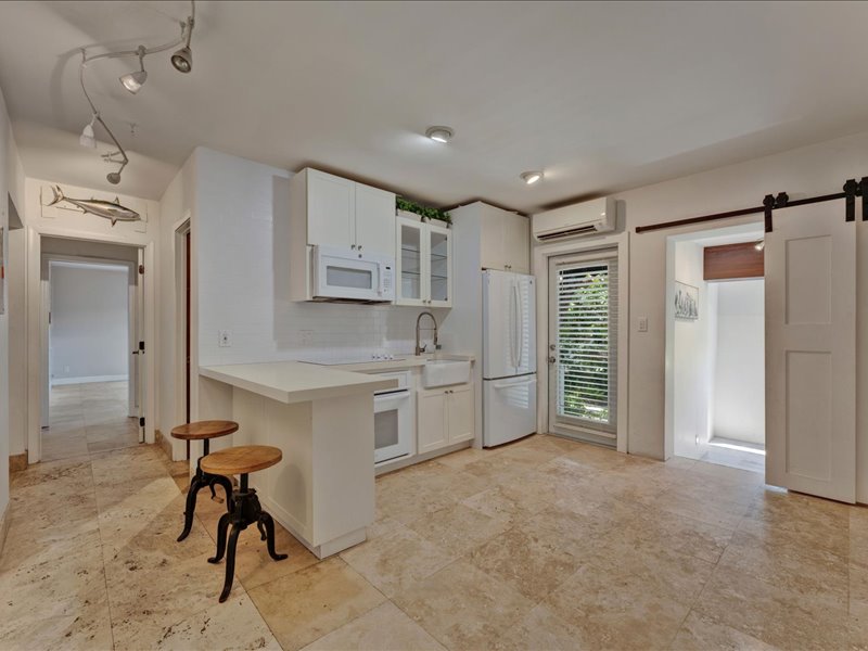1150 North Biscayne Point Road Miami Beach, FL 33141 - Photo 47 of 65 Gallery Image 47
