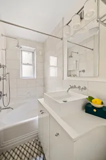 $849,000 | 73 Columbia Heights, Unit C1 | Brooklyn Heights