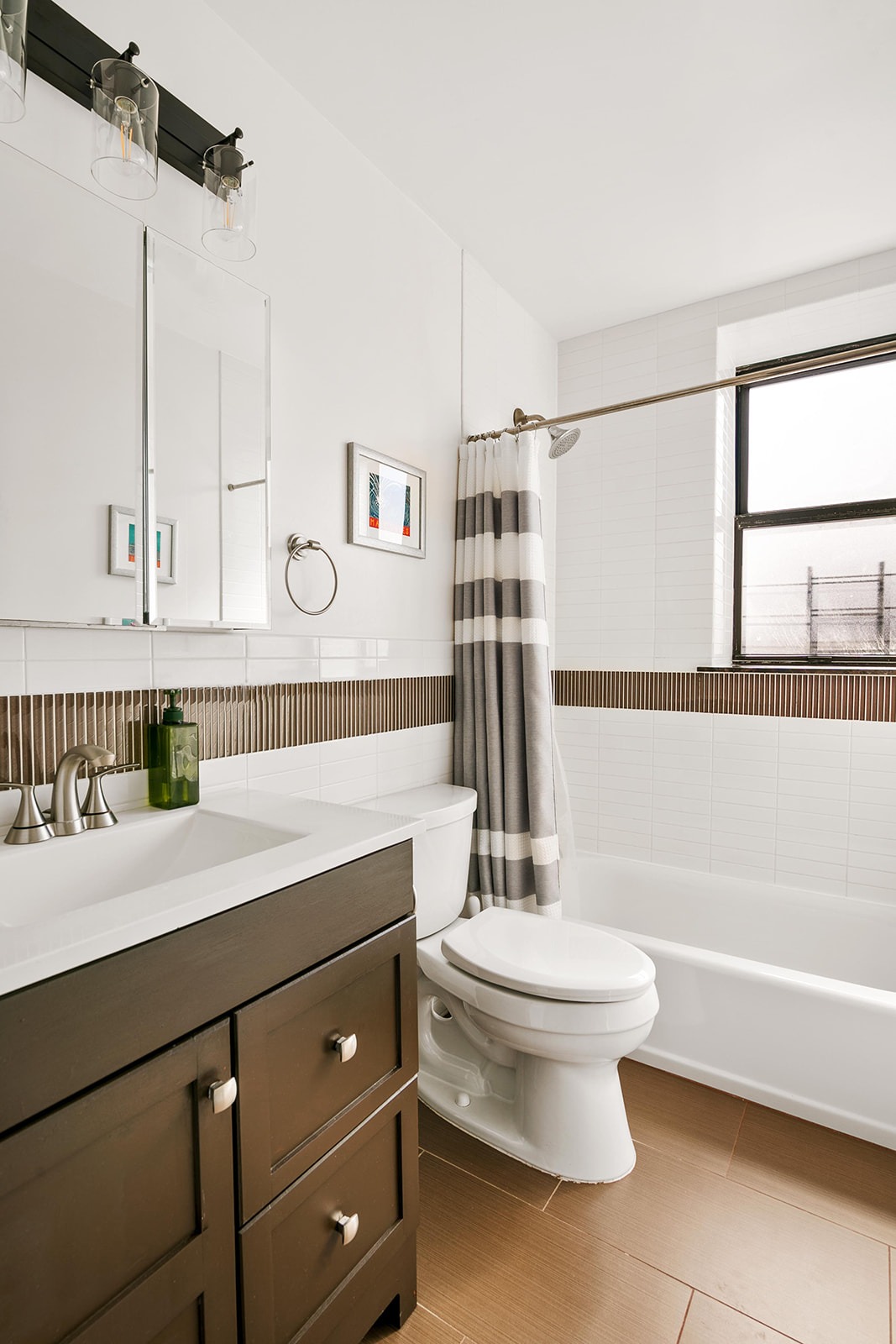 571-579 Academy Street, Unit 4F Manhattan, NY 10034 - Photo 6 of 9