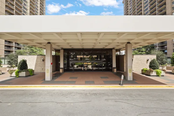 a view of a car park