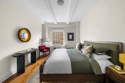 $2,500,000 | 25 5th Avenue, Unit 12F | Greenwich Village
