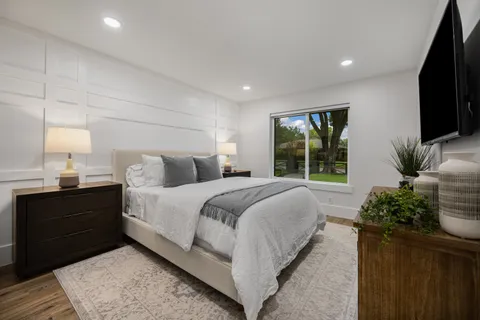 $849,000 | 10262 Vinemont Street, Dallas, TX 75218