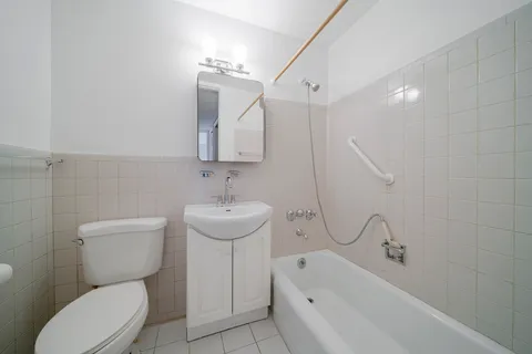 $425,000 | 195 Willoughby Avenue, Unit 1517 | Clinton Hill