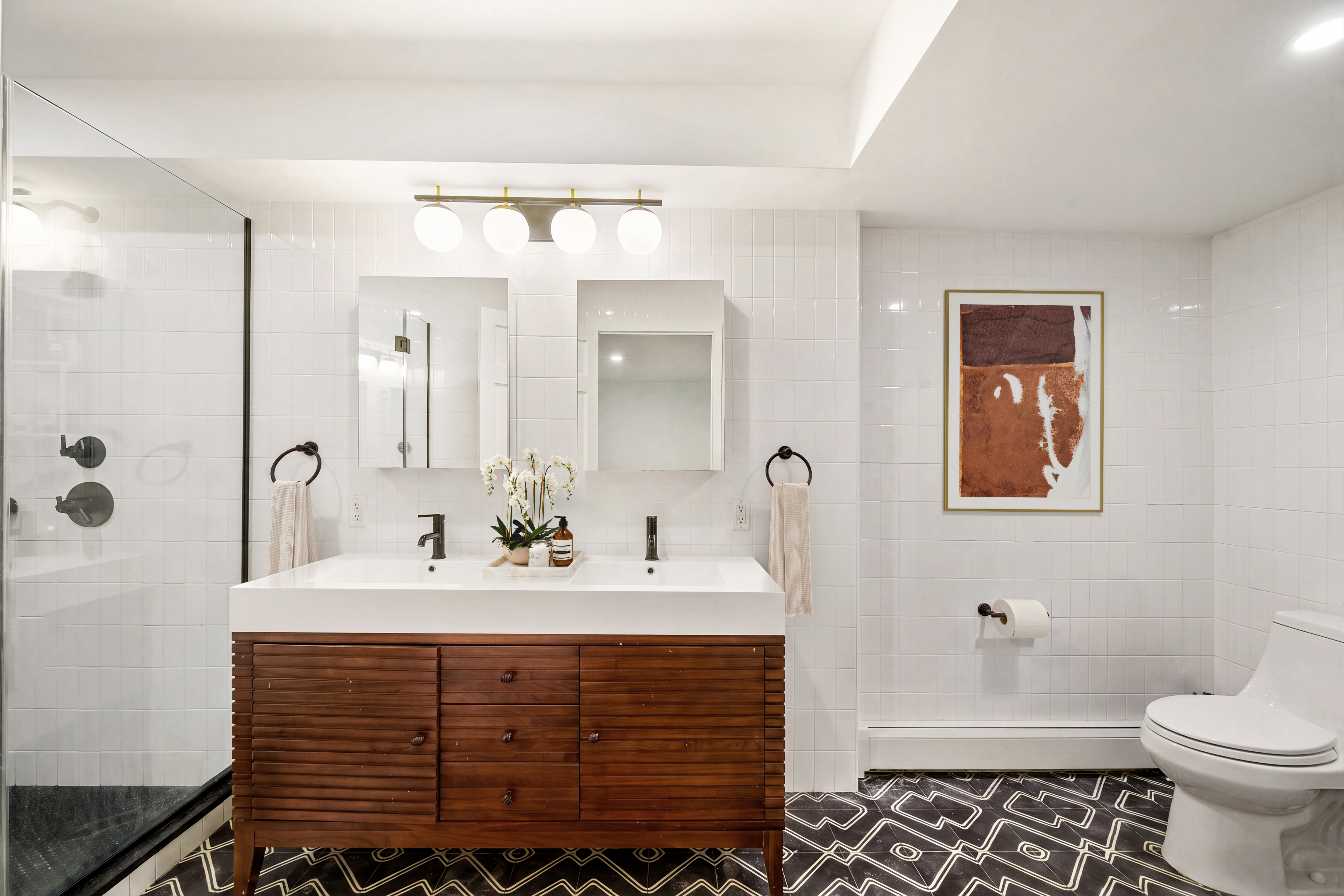976 Metropolitan Avenue, Unit 1B Brooklyn, NY 11211 - Photo 12 of 16 Gallery Image 12