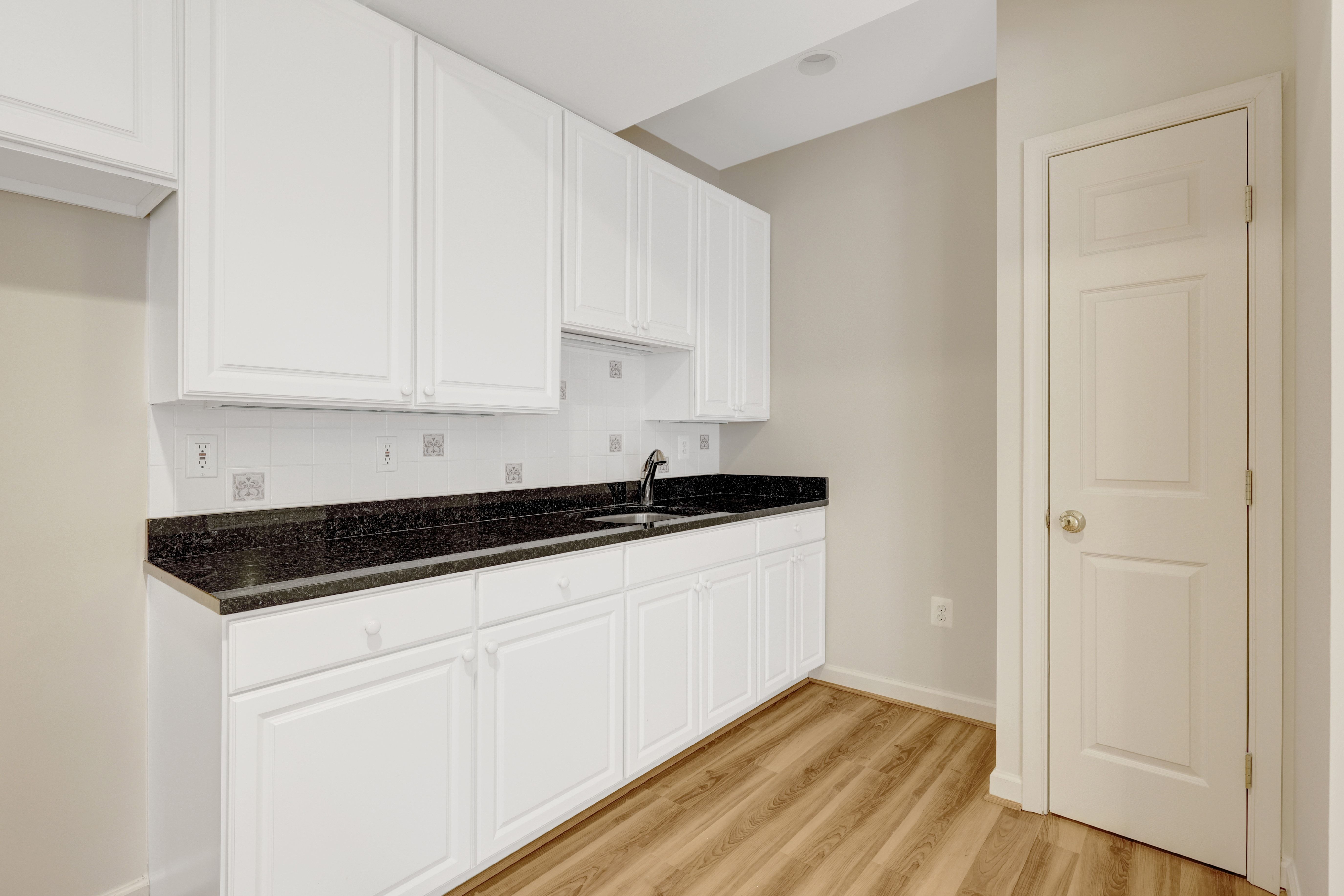 1295 Gatesmeadow Way Reston, VA 20194 - Photo 48 of 57