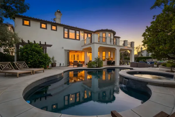 $3,750,000 | 8 Calle Angelitos, San Clemente, CA 92673