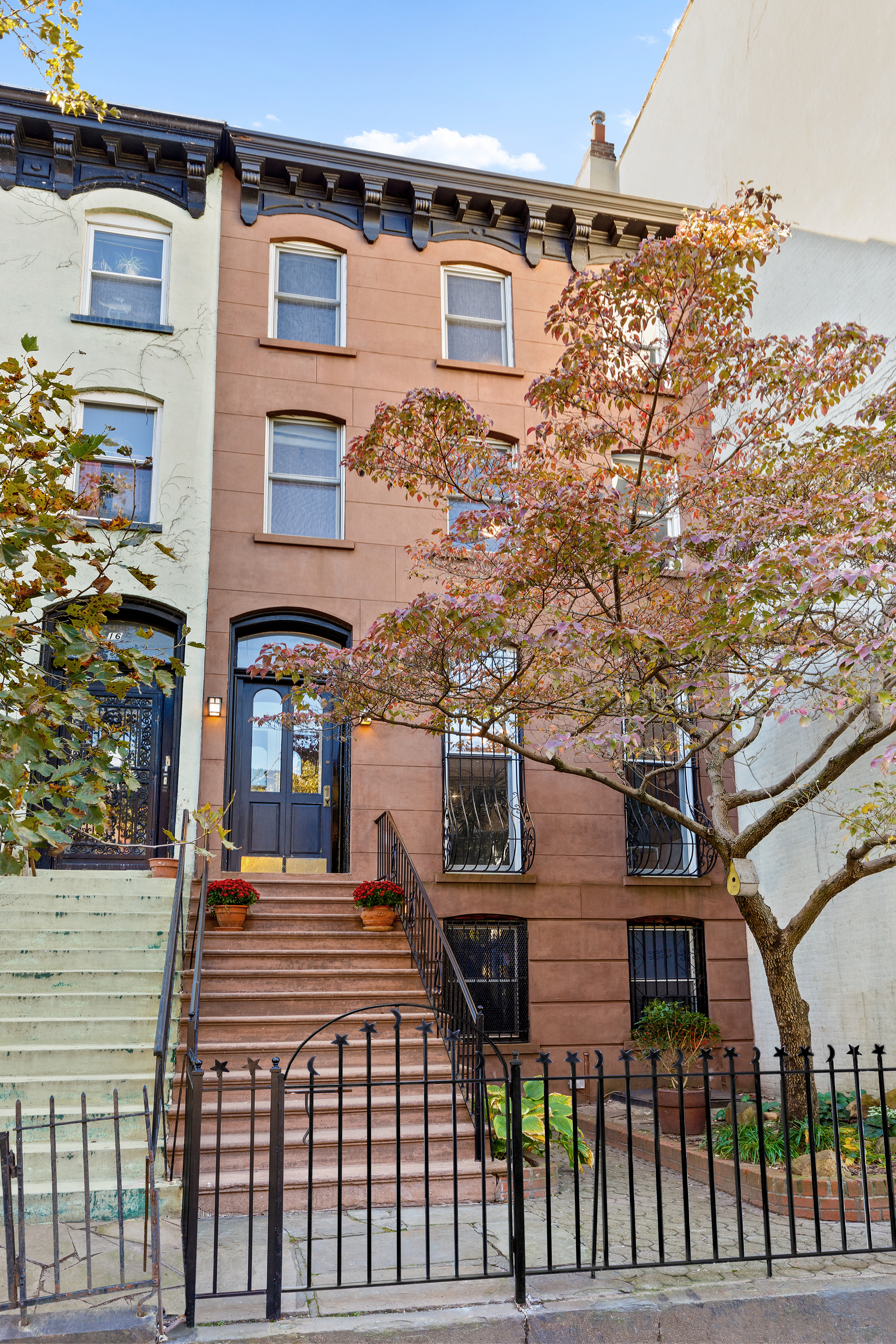 14 Park Place Brooklyn, NY 11217 - Photo 18 of 19