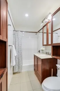 $599,000 | 225 West 70th Street, Unit 4B | Upper West Side