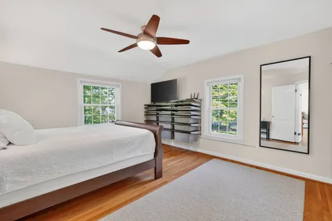 $1,075,000 | 312 Lincoln Avenue, Falls Church, VA 22046