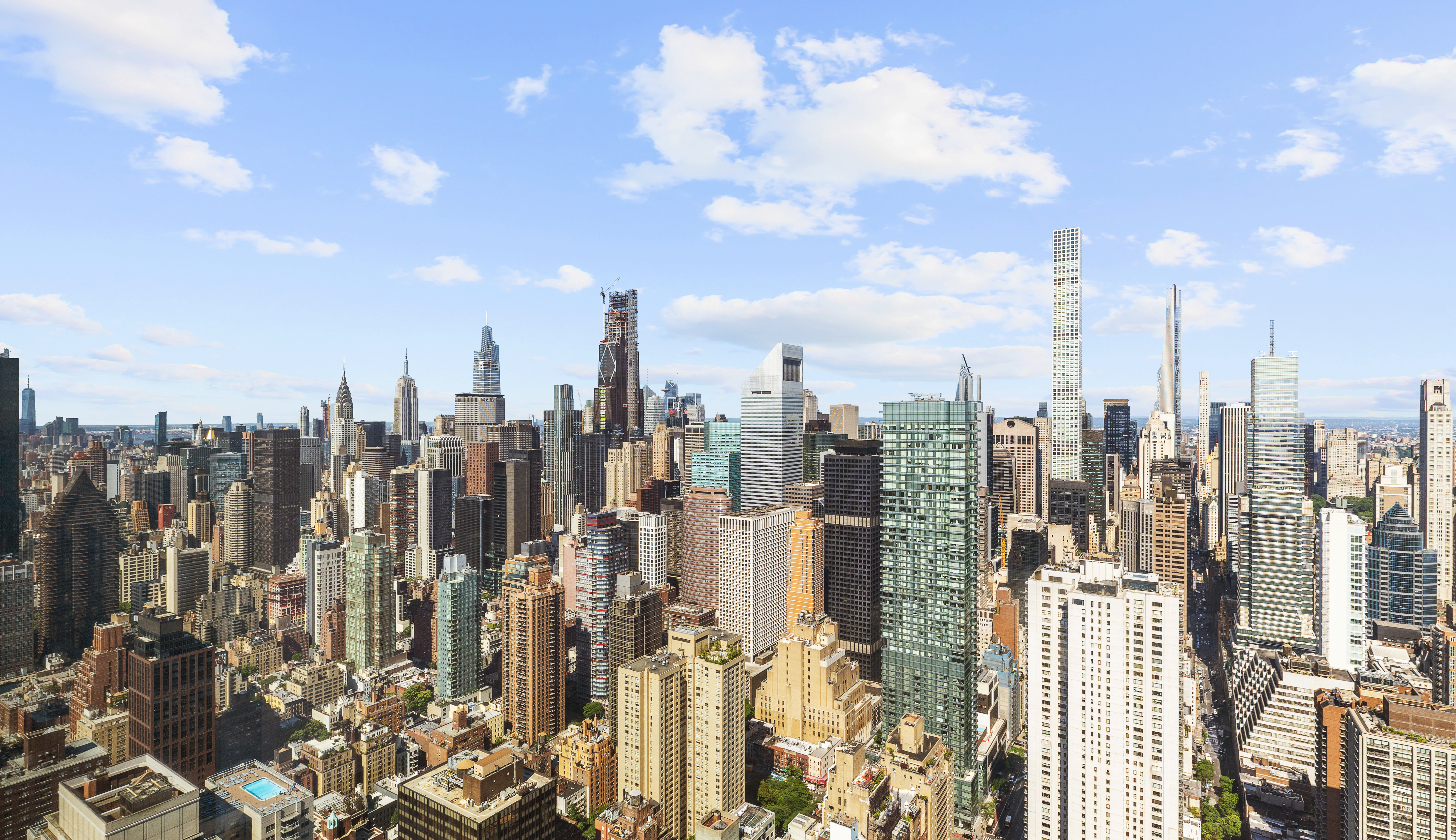 430 East 58th Street, Unit PH72 Manhattan, NY 10022 - Photo 19 of 26 a view of a city with tall buildings