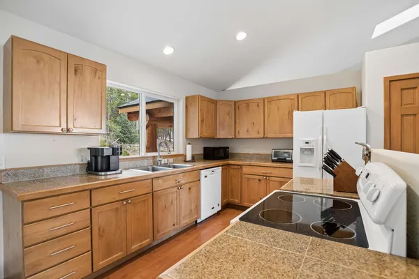 $730,000 | 8 Yuma Trail, Evergreen, CO 80439