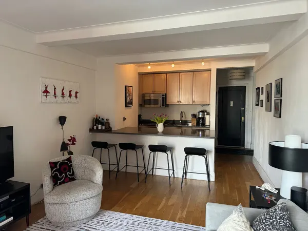 $4,000 | 433 West 34th Street, Unit 6K | Hudson Yards