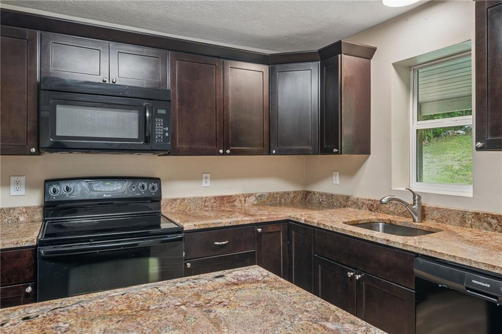 518 State Route Tarentum, PA 15084 - Photo 11 of 32 Gallery Image 11