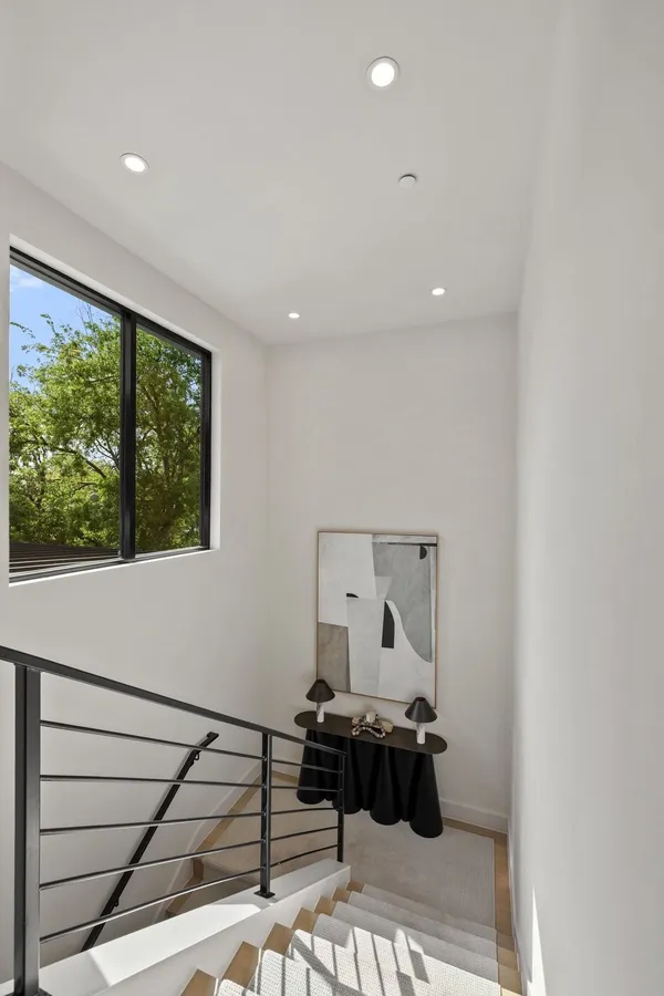 $5,300,000 | 401 Honeycomb Ridge, Austin, TX 78746