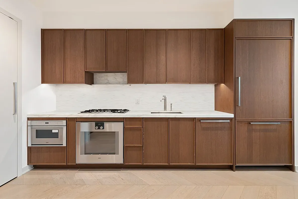 180 Front Street, Unit 12H Brooklyn, NY 11201 - Photo 4 of 22