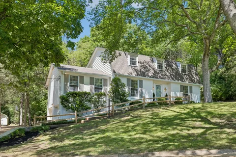 $1,250,000 | 2397 Foxhaven Drive, Franklin, TN 37069