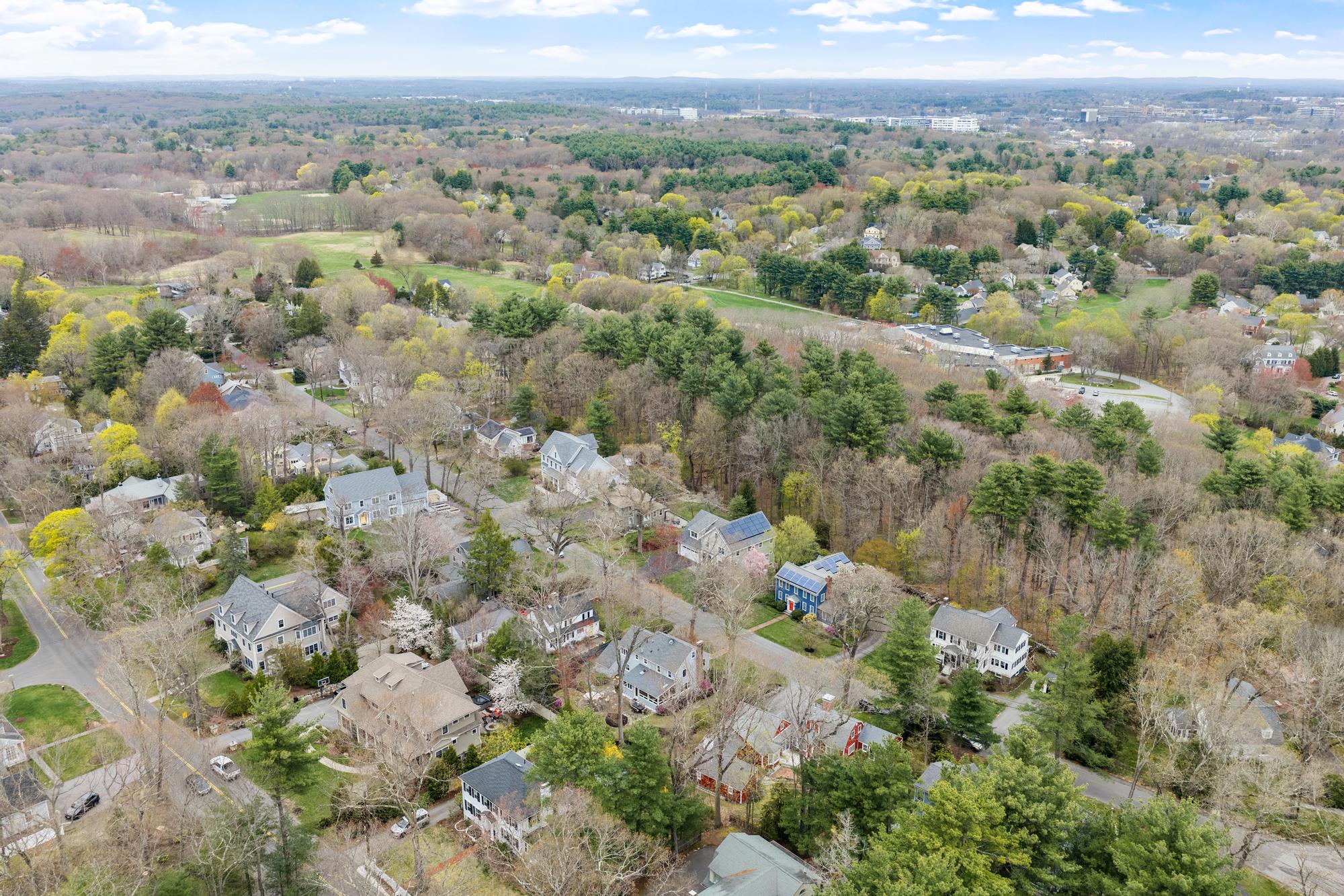 31 Woodland Road Lexington, MA 02420 - Photo 34 of 44