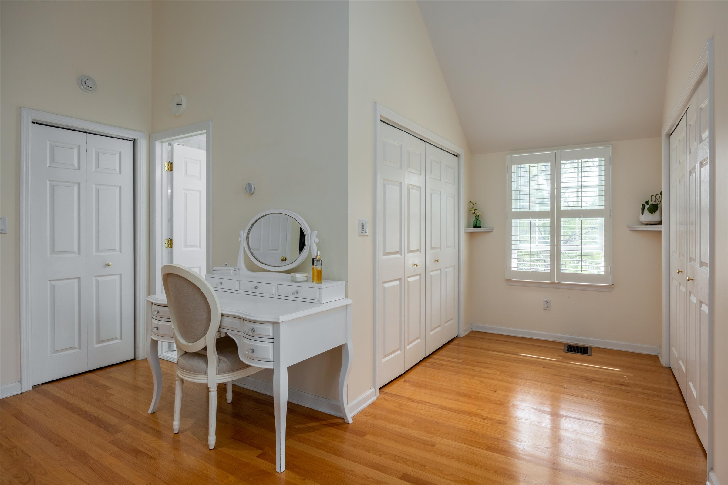 22 Deerfield Road Short Hills, NJ 07078 - Photo 19 of 31