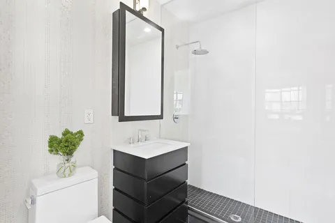 $6,700 | 65 North 6th Street, Unit 2C | Williamsburg