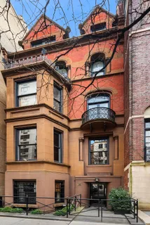$1,800,000 | 64 East 80th Street | Upper East Side
