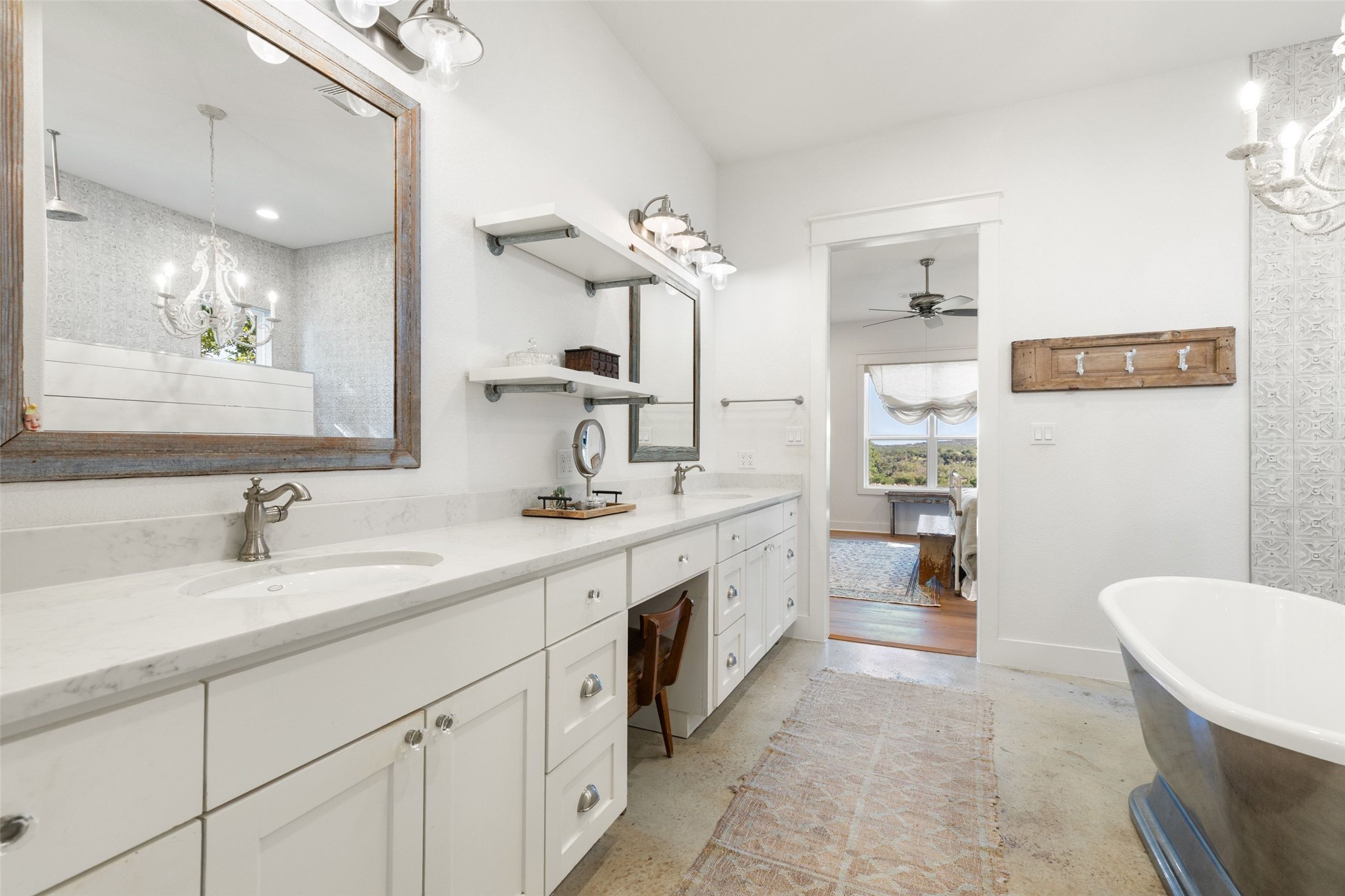 3870B Creek Road Dripping Springs, TX 78620 - Photo 14 of 40 Gallery Image 14
