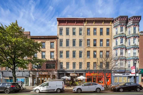 $725,000 | 110 Washington Street, Unit 6, Hoboken, NJ 07030