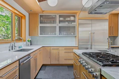 $3,375,000 | Address Upon Request, Arlington, VA 22207
