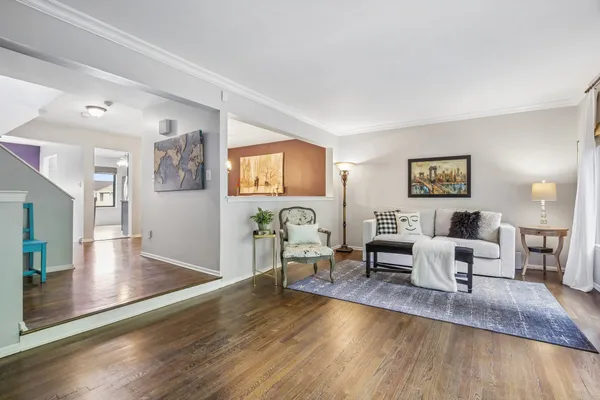 $599,000 | 12 Louisburg Square, Verona, NJ 07044