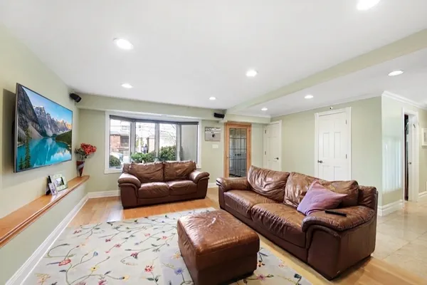 $1,599,999 | 2310 East 66th Street | Mill Basin