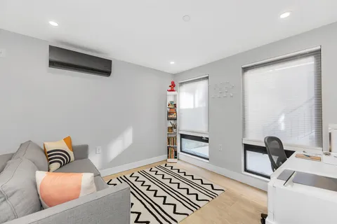 $1,590,000 | 167 Devoe Street, Unit 1B | Williamsburg