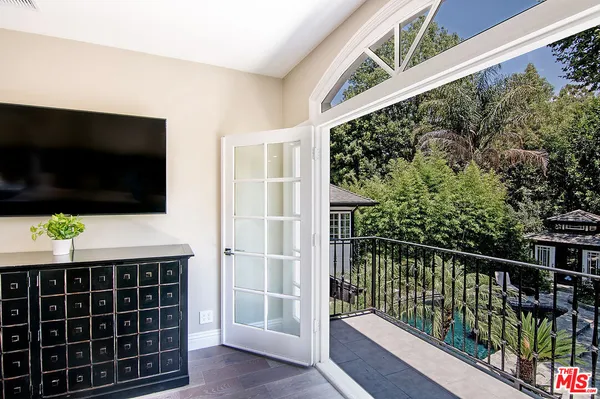 $3,995,000 | 4054 Stone Canyon Avenue, Sherman Oaks, CA 91403