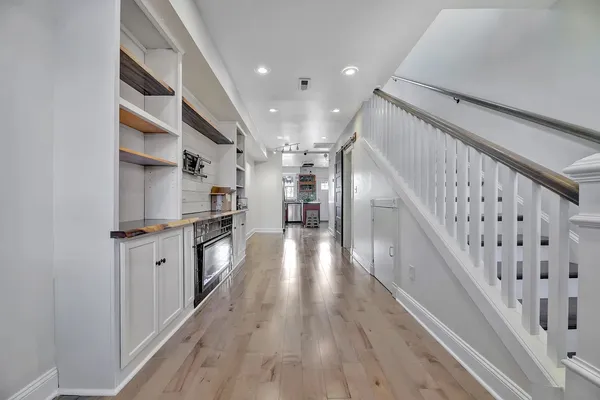 $3,000 | 639 20th Street Northeast, Washington, DC 20002