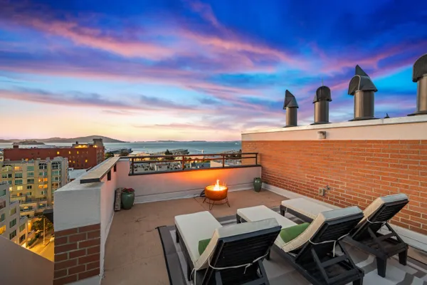 $1,898,000 | 101 Lombard Street, Unit 901W, San Francisco, CA 94111
