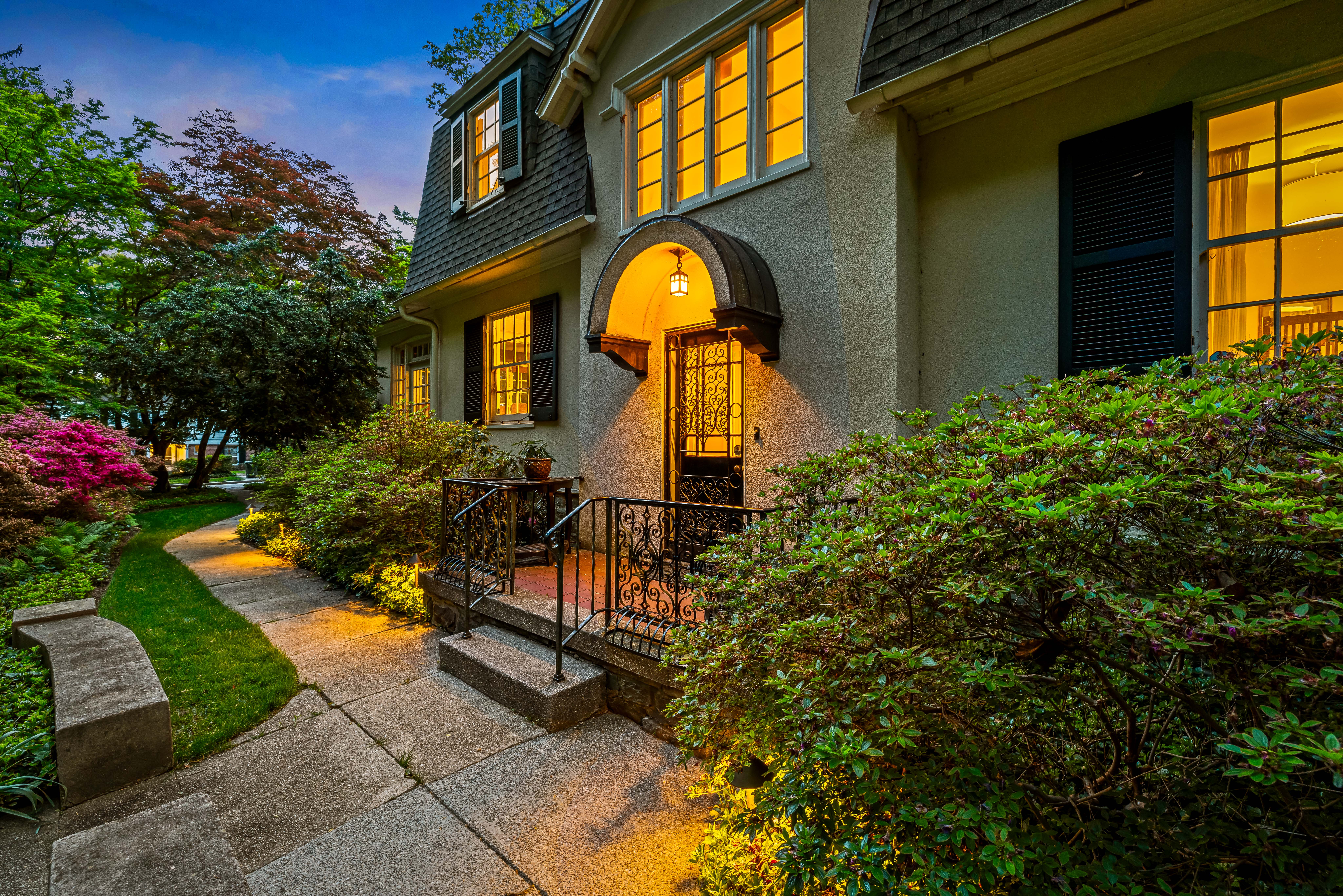 401 Edgevale Road Baltimore, MD 21210 - Photo 7 of 32